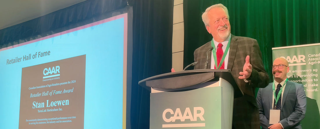 Stan wins CAAR Retailer Hall of Fame Award